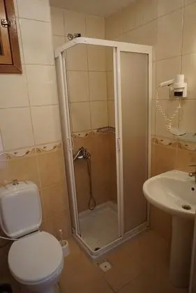 Standard Tek Büyük veya İki Ayrı Yataklı Oda