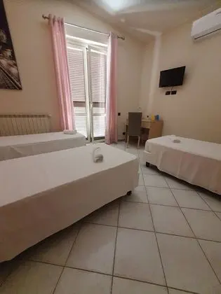 Family Tek Büyük Yataklı Oda, Özel Banyo, Zemin Kat