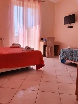 Family Tek Büyük Yataklı Oda, Özel Banyo, Zemin Kat