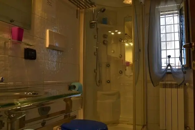 Family Tek Büyük Yataklı Oda, Özel Banyo, Zemin Kat