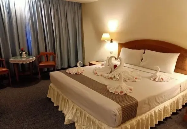 Deluxe Tek Büyük Yataklı Oda