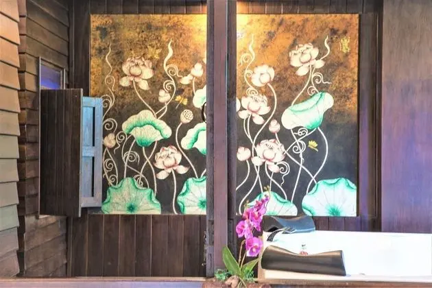 SinghaMontra Family Suite with balcony