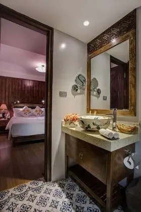 Superior Tek Büyük Yataklı Oda, Şehir Manzaralı