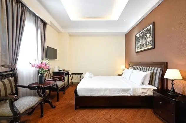 Deluxe Tek Büyük Yataklı Oda