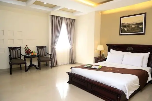 Luxury Tek Büyük Yataklı Oda