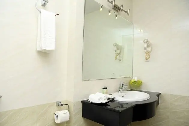 Luxury Tek Büyük Yataklı Oda