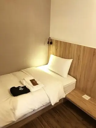 Standard Tek Kişilik Oda, Sadece erkekler için, Sigara İçilmez, Ortak Banyo