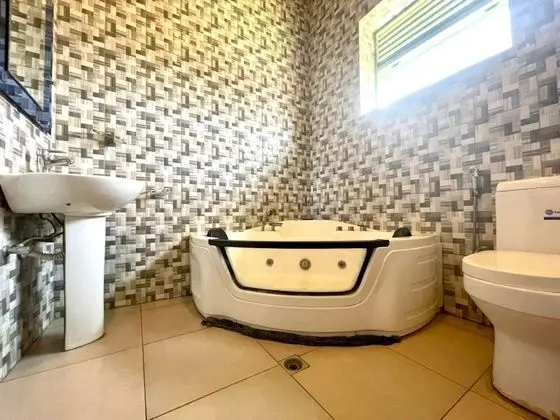 Ortak Ranzalı Oda, 1 Yatak Odası, Buzdolabı