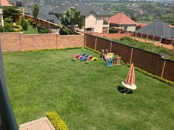 Ortak Ranzalı Oda, 1 Yatak Odası, Buzdolabı
