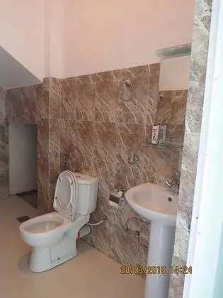 Luxury Tek Büyük Yataklı Oda, 6 Yatak Odası