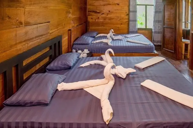 Üç Kişilik Oda, Dağ Manzaralı