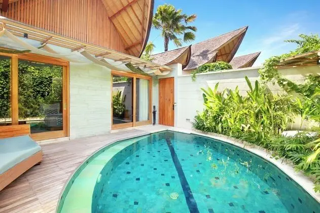 Grand Smart 1 Bedroom Villa with Private Pool & Hot Tub