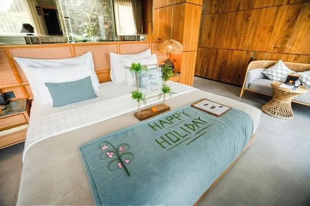 Grand Smart 1 Bedroom Villa with Private Pool & Hot Tub