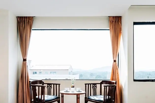 Standard Tek Büyük veya İki Ayrı Yataklı Oda, 1 Çift Kişilik veya 2 Tek Kişilik Yatak