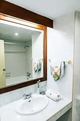 Standard Tek Büyük veya İki Ayrı Yataklı Oda, 1 Çift Kişilik veya 2 Tek Kişilik Yatak