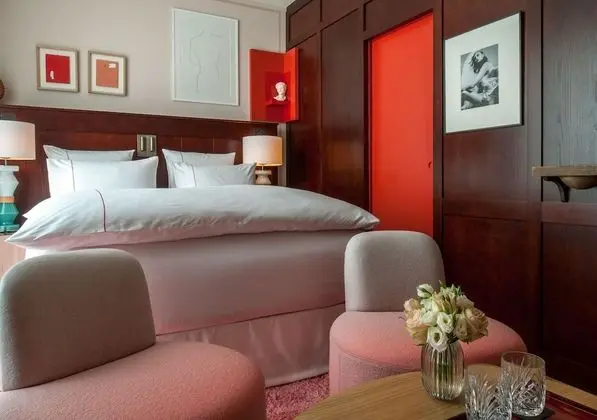 Superior Oda, 1 Büyük (Queen) Boy Yatak, Havuz Kullanımı