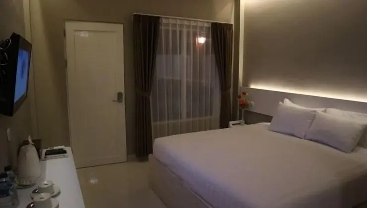 Deluxe Tek Büyük Yataklı Oda