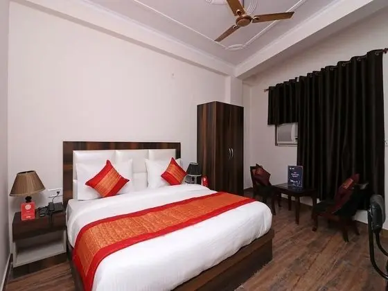 Deluxe Tek Büyük Yataklı Oda, 1 En Büyük (King) Boy Yatak, Sigara İçilebilir, Şehir Manzaralı