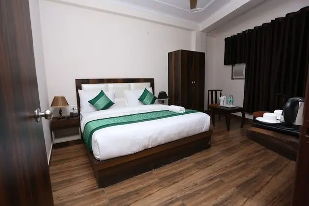 Deluxe Tek Büyük Yataklı Oda, 1 En Büyük (King) Boy Yatak, Sigara İçilebilir, Şehir Manzaralı