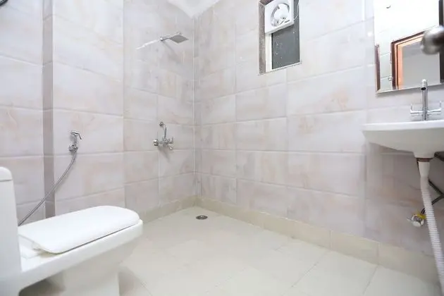 Deluxe Tek Büyük Yataklı Oda, 1 En Büyük (King) Boy Yatak, Sigara İçilebilir, Şehir Manzaralı