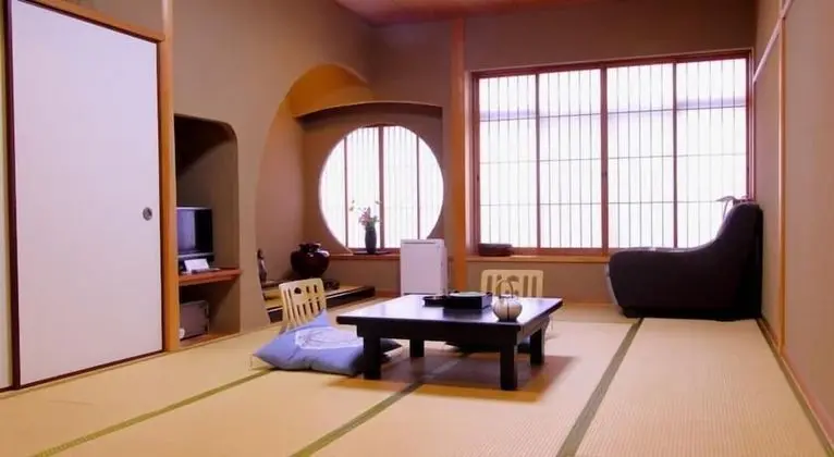 Traditional Oda, Ortak Banyo