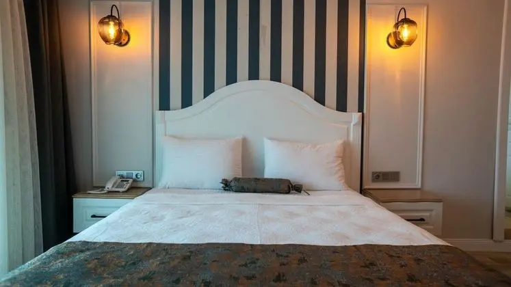 Deluxe Deniz Manzaralı Suit