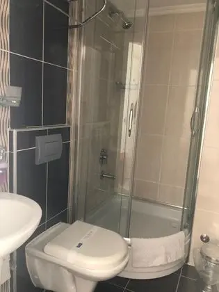 Triple, Şehir Manzaralı