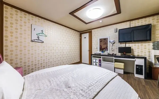 Oda (General room)