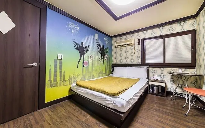 Oda (General room)
