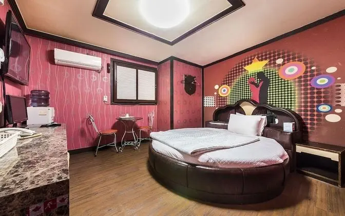 Oda (General room)