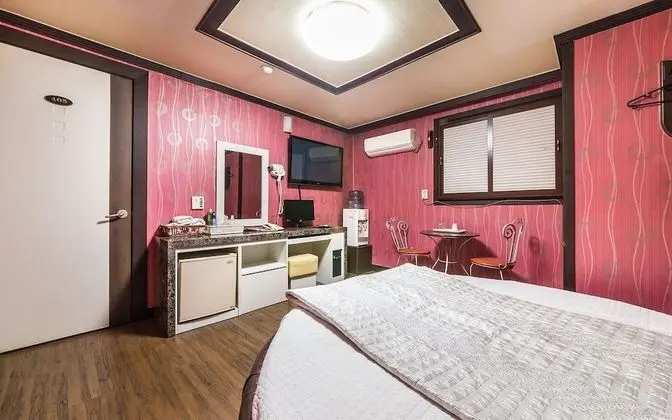 Oda (General room)