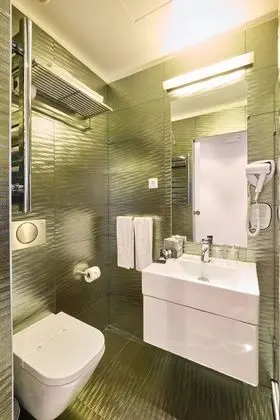 Tek Büyük veya İki Ayrı Yataklı Oda