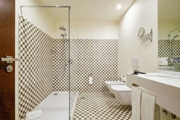 Family Üç Kişilik Oda, Birden Çok Yatak, Danışma