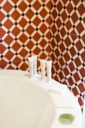 Junior Süit, 1 En Büyük (King) Boy Yatak