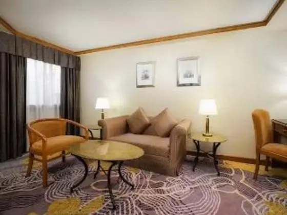 SUITE