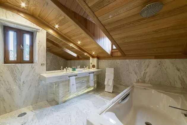 Deluxe Oda, Şehir Manzaralı