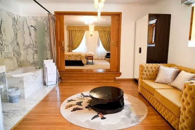 Süit, Bahçe Manzaralı