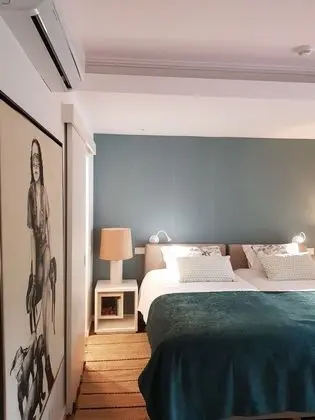 Superior Tek Büyük veya İki Ayrı Yataklı Oda