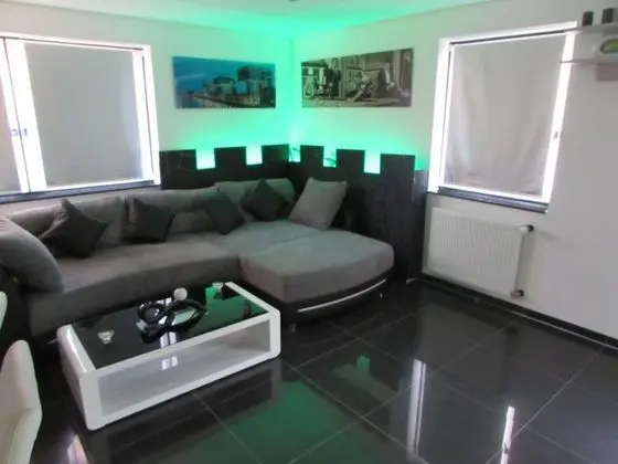 Luxury Apart Daire, Bahçe Manzaralı