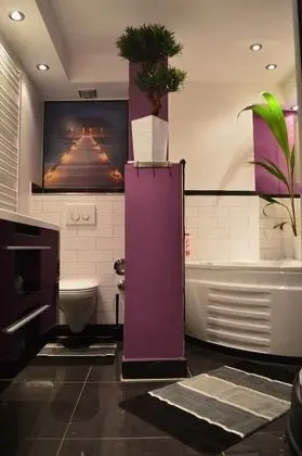 Luxury Apart Daire, Bahçe Manzaralı