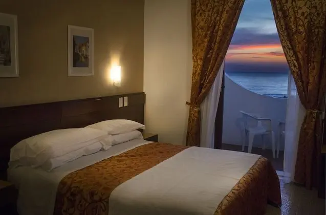 Panoramic Tek Büyük Yataklı Oda, Teras, Deniz Manzaralı