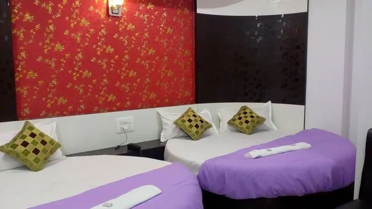 Deluxe Dört Kişilik Oda