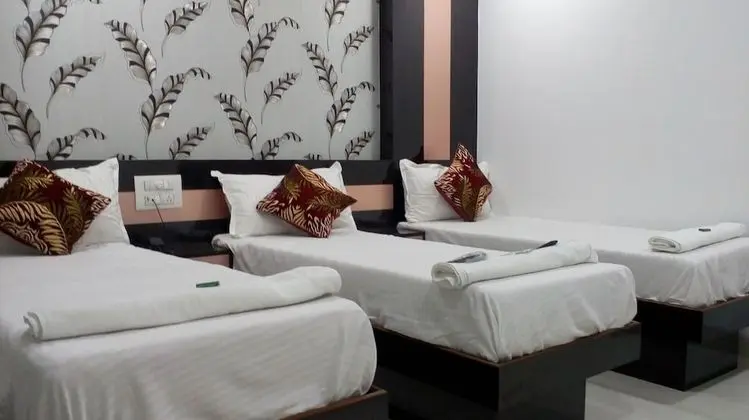 Deluxe Üç Kişilik Oda
