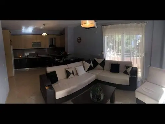 Apart Daire, 2 Yatak Odası, Balkon
