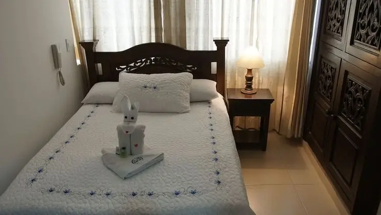 Büyük Yataklı Tek Kişilik Oda