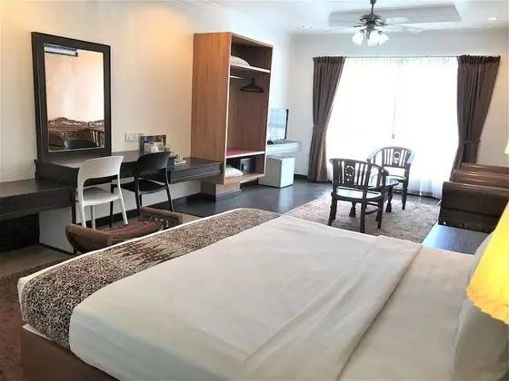 Premium Tek Büyük Yataklı Oda