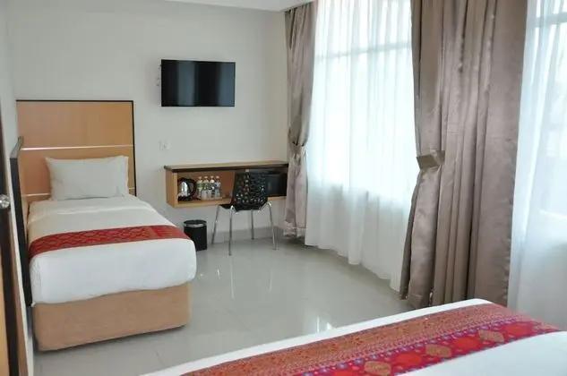 Family Üç Kişilik Oda, Şehir Manzaralı