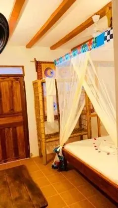 Deluxe Tek Büyük Yataklı Oda, 1 Yatak Odası, Engellilere Uygun, Plaj Manzaralı