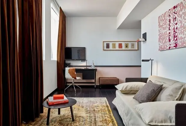 Oda (Sir Residence)