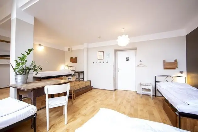 Bed in 6-Bed Female Dormitory